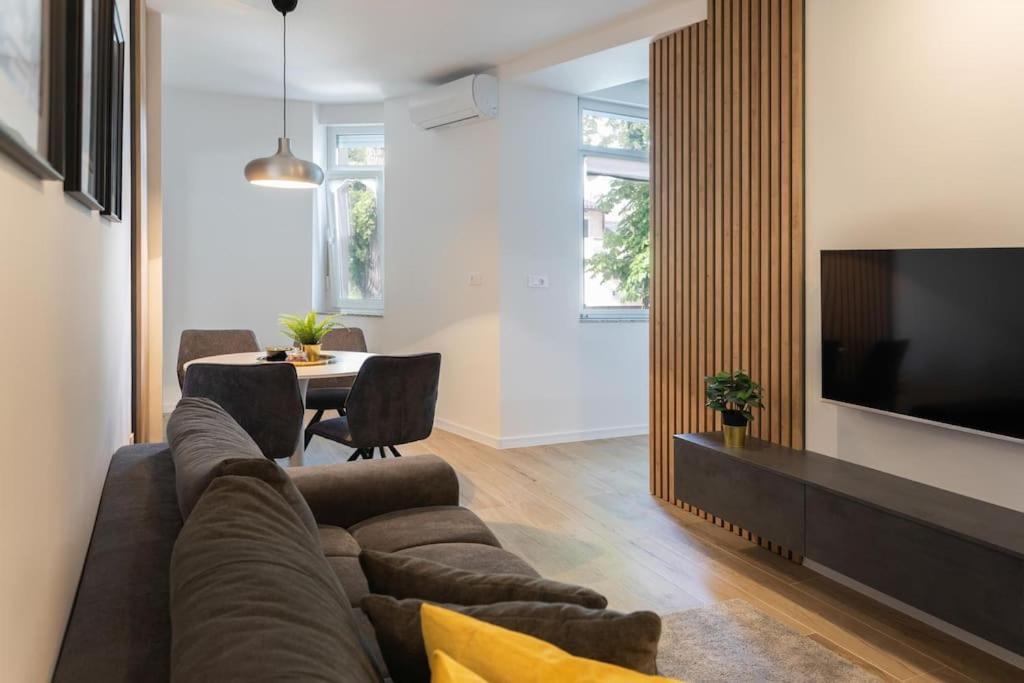 Flat4Us#Cozy#Freeparking#5People Apartment Zagreb Luaran gambar